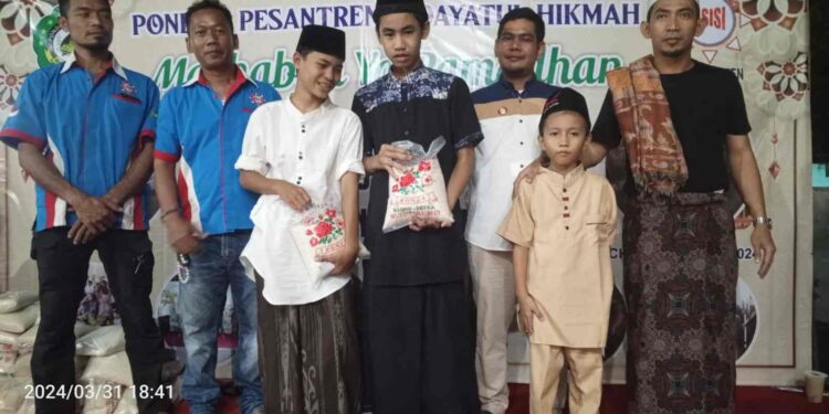 Marhaban Ya Ramadhan: Dewan Pimpinan Daerah Asisi Bagikan Santunan Anak Yatim di Pondok Pesantren Hidayatul Hikmah