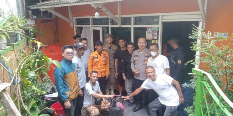Polsek Cisarua Cek Lakukan Olah TKP Terkait Meledaknya Gas Elpiji Ukuran 12 KG