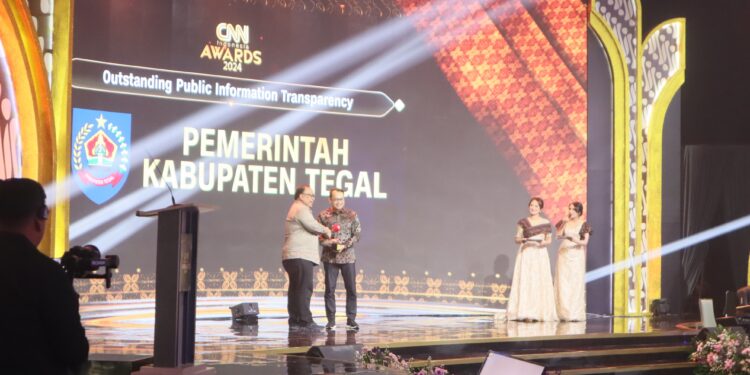Pemkab Tegal Raih Penghargaan Transparansi Informasi Publik dari CNN