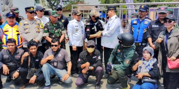 FWJ Indonesia Turun Aksi di Sepatan Singgung Penegakan Perbup No 12 Tahun 2022