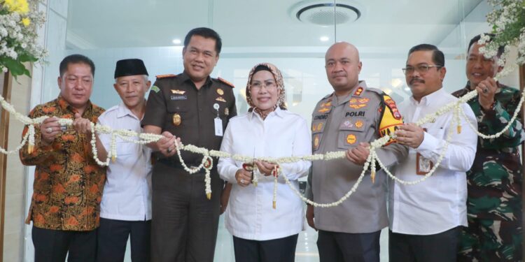 Bupati Tatu Soft Launching Mal Pelayanan Publik di Puspemkab Serang