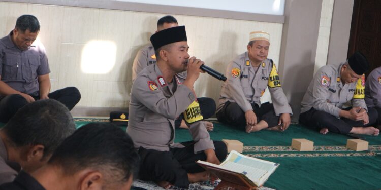 Polres Serang Gelar Peringatan Maulid Nabi Muhammad SAW 1446 H di Masjid As- Salam