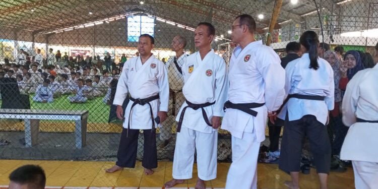 Ujian Kenaikan Tingkat Priode II (Dua) BKC ( Bandung Karate Club) Cabang Kota Bekasi.