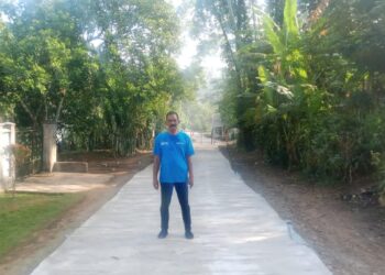 Pemdes Desa Banjarsari Realisasikan Bangun Jalan Poros Desa Yaitu Betonisasi, Masyarakat Antusias Kepada Kades