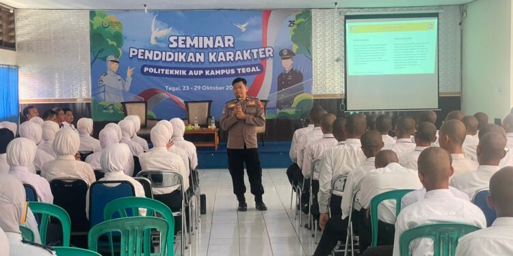 Stop Bullying, Polres Tegal Kota Gelar Sosialisasi di Sejumlah Sekolah