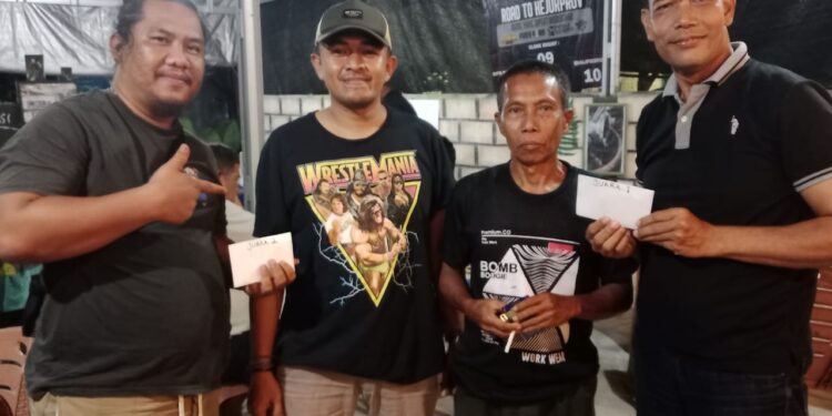 Jadi Ajang Silaturahmi, Gaple Rame-Rame Digelar di Warkop Kakaek