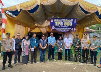 Pastikan Pilkada 2024 Aman dan Lancar, Kapolres Lebak dan Forkopimda Lebak Kunjungi TPS