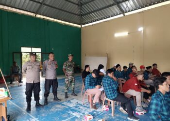 Pastikan Aman,Personil Polsek Cileles Polres Lebak Laksanakan Pengamanan Pleno Penghitungan Suara Pemilukada 2024