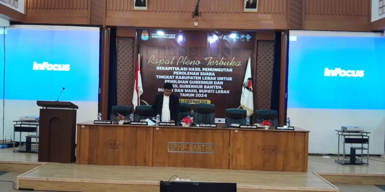 Pastikan Rapat Pleno Terbuka Aman dan Lancar, Polres Lebak Laksanakan Pengamanan