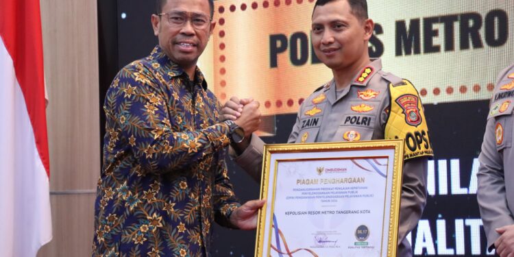 Ombudsman RI Berikan Penghargaan Terbaik Kepada Polres Metro Tangerang Kota Penyelenggara Pelayanan Publik 3 Tahun berturut-turut di Provinsi Banten