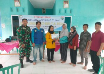 Pemdes Sumber Makmur Bagikan BLT Tahap Akhir