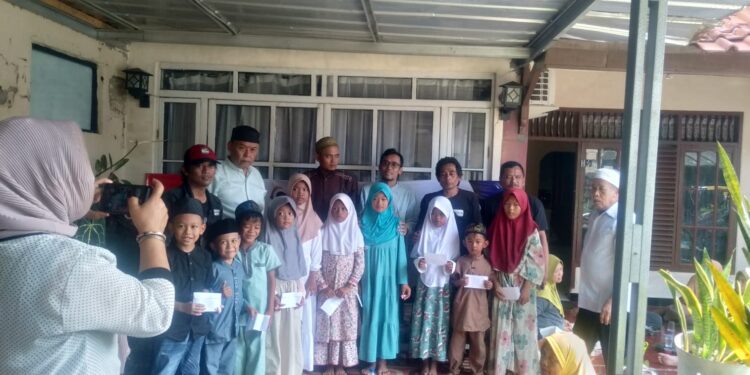 Rayakan HUT Ke-10, Redaksi Chanel Banten Santuni Anak Yatim