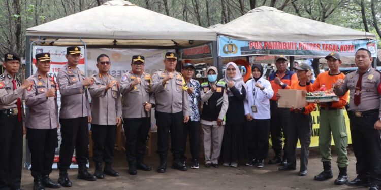 Pastikan Keamanan Bagi Pengunjung, Tim Polda Jateng Cek Kondisi Pantai Alam Indah