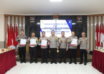 Perkuat Transparansi, Polresta Barelang Gelar Sosialisasi DIPA RKA-KL TA 2025 dan Penandatanganan Pakta Integritas