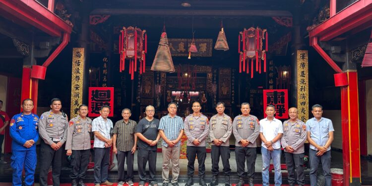 Wujudkan Kondusifitas Wilayah, Kapolres Tegal Kota Kunjungi Sejumlah Tokoh Agama dan Masyarakat