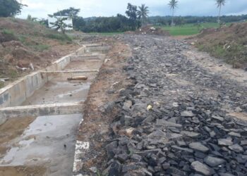 Dinas PUPR Banten Bangun Irigasi D.I Cibinuangeun Rp. 8 Milyar, BK-LSM Sebut “Pekerjaan Asjad”