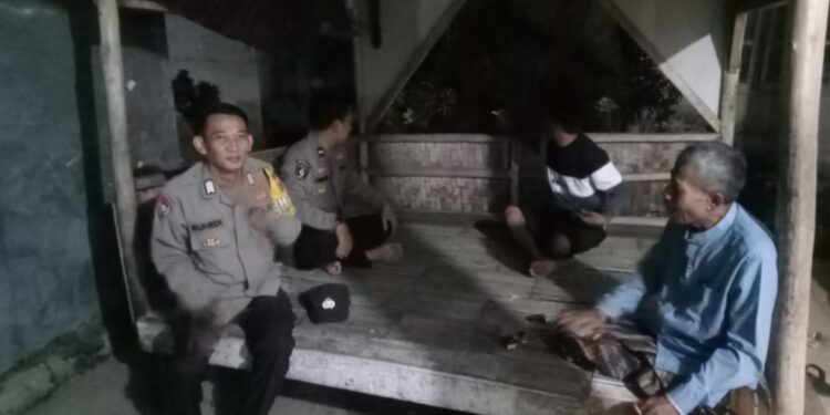 Antisipasi agangguan Kamtibmas, Polsek Cikulur Polres Lebak Gelar Patroli Malam