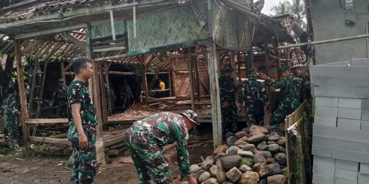 Kodim 0603/Lebak Resmikan TMMD ke-123, Membangun Jembatan, Draenase dan Betonisasi di Desa Yang Terisolir