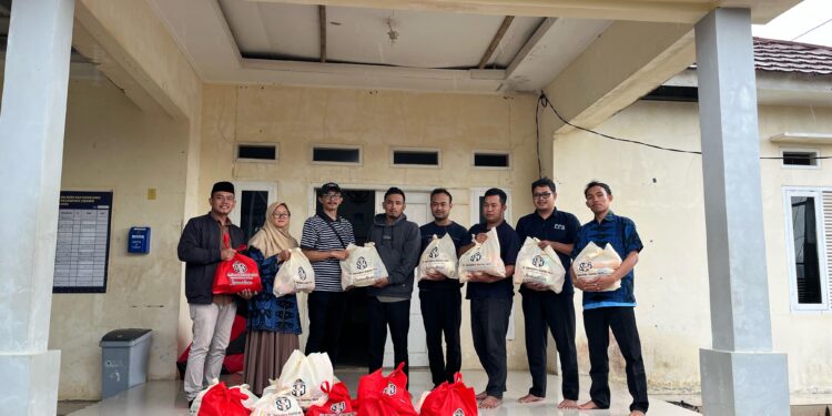 PT. SBJ Berbagi Kasih Dengan Salurkan Bingkisan di 2 Kecamatan Cibeber dan Bayah