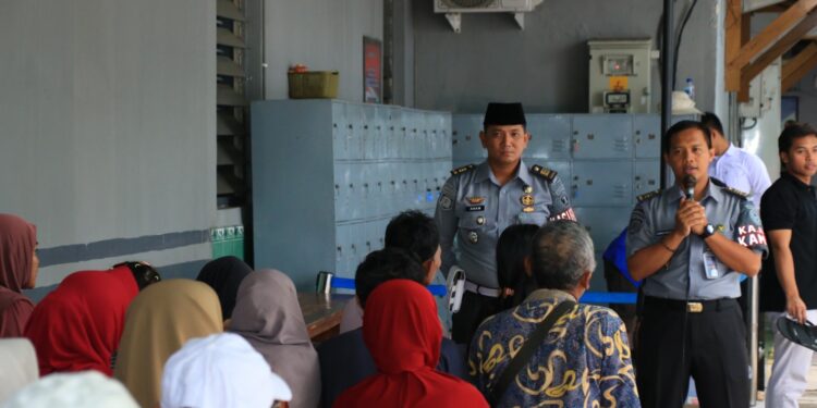 Kunjungan Idul Fitri di Lapas Banyuwangi Pihak Lapas Siapkan Langkah Antisipasi