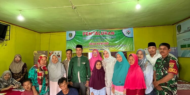 Penyaluran Bantuan Lansung Tunai Desa Kancing