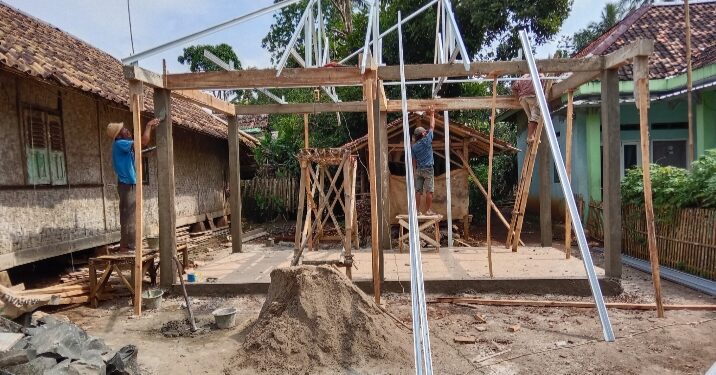 Pembangunan Gedung Posyandu di Kampung Babakan Desa Banjarsari sudah dilaksanakan