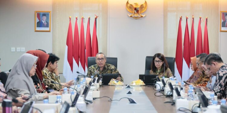 Lakukan Evaluasi Kinerja Triwulan I, Sekjen Kementerian ATR/BPN Tekankan Jajaran untuk Tingkatkan Nilai SAKIP