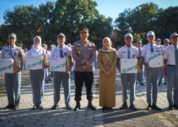 Kapolres Tegal Kota Ajak Pelajar Berani Bermimpi Meraih Cita-Cita