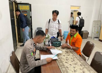 Ditreskrimsus Polda Gorontalo Serahkan Tersangka dan Barang Bukti untuk Perkara Migor Minyakita ke Kejari Boalemo