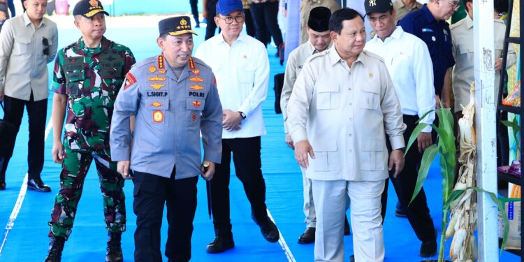 Presiden Prabowo Sebut Nama Kapolri dan Menteri Pertanian Berhasil, Disambut Tepuk Tangan