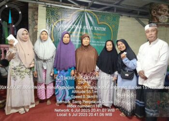 Santunan Yatim Piatu, Janda, dan Dhuafa Meriahkan Musholla Al-Maghfiroh Panunggangan