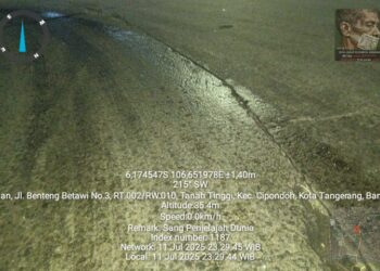 Dua Pemotor Tergelincir, Jalan Licin Diduga Tumpahan Solar