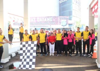 Polres Metro Tangerang Kota Gelar Jalan Santai & Lomba 17 Agustusan Bersama Warga