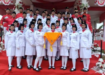 SMA Negeri 1 Batu Engau Sukses Jalankan Tugas Paskibra Kecamatan Batu Engau