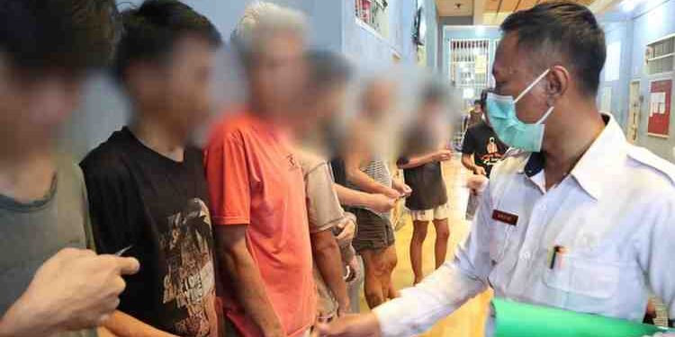 Pencegahan TBC, Rutan Tangerang Bagikan Obat kepada Warga Binaan