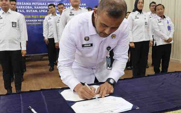 Rutan Kelas I Tangerang Ikuti Penandatanganan Komitmen Bersama Jajaran Pemasyarakatan Secara Virtual